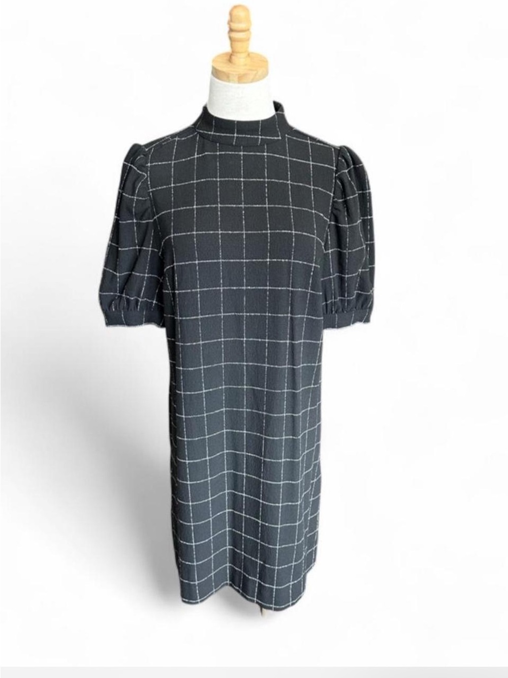 *NWT* ANN TAYLOR LOFT Windowpane Shift Gathered Short Sleeve in Black — 4